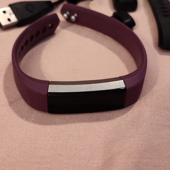 Fitbit - Picture 2 of 14